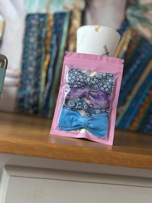 4 Small Hair Bows